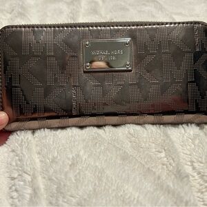 Michael Kors Silver Logo Wallet
